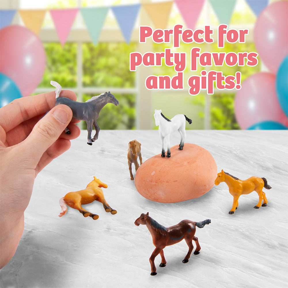 I Dig It! Horses 18-Piece Gift Set STEM Thames & Kosmos   